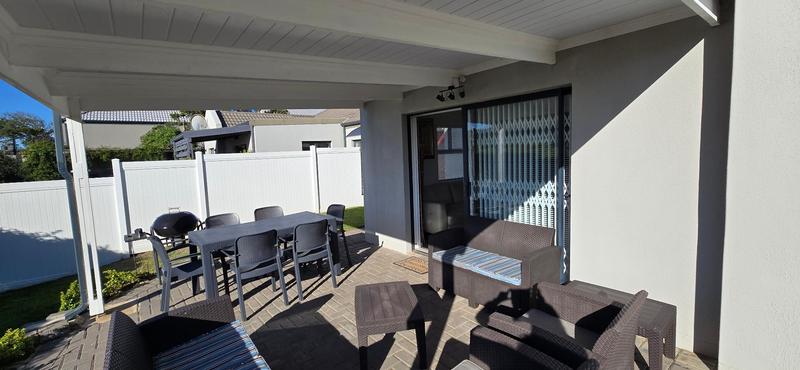 2 Bedroom Property for Sale in Reebok Western Cape